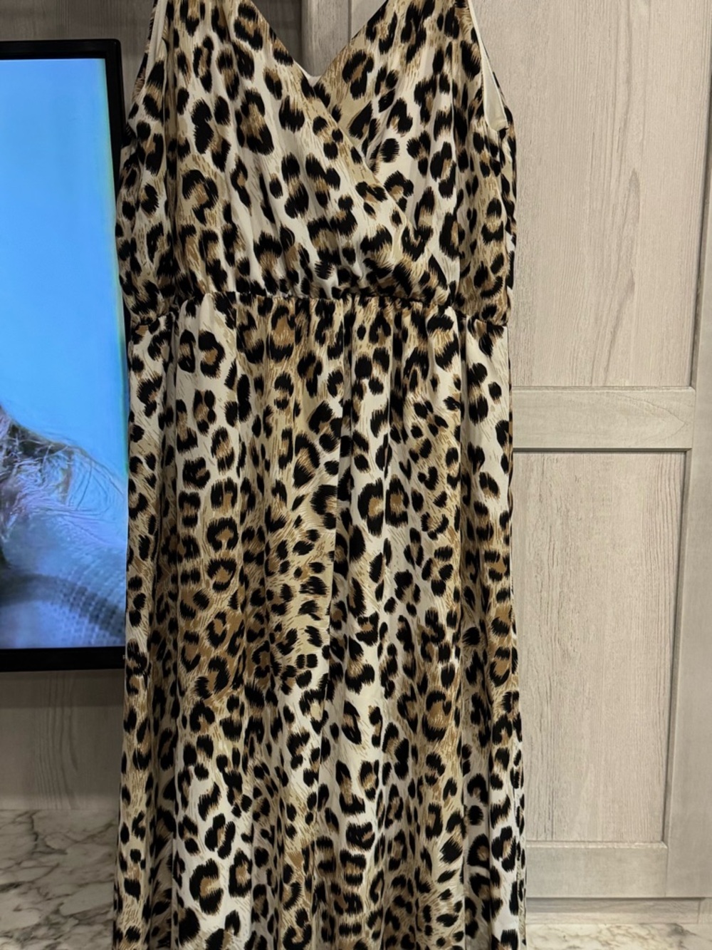 Leopard Print Maxi Dress - Animal Print V-Neck Sleeveless